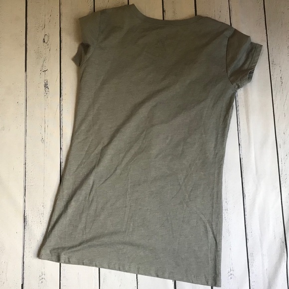 Super Cute Hello Kitty Christmas Tee - Picture 2 of 3